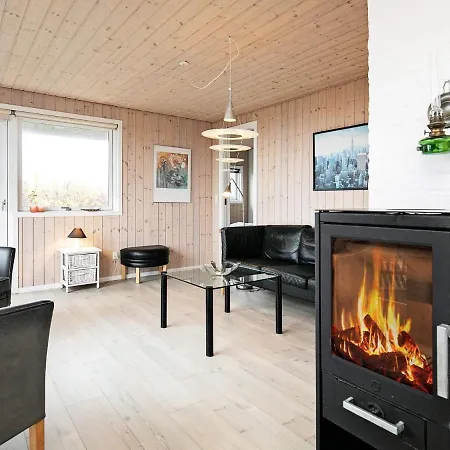 6 Person Holiday In V Esbjerg